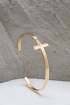 So Chic Cross Bangle 18k Gold - Plated - A Meaningful Mood